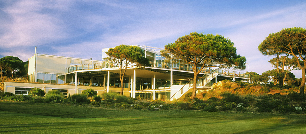 OITAVOS CLUBHOUSE S